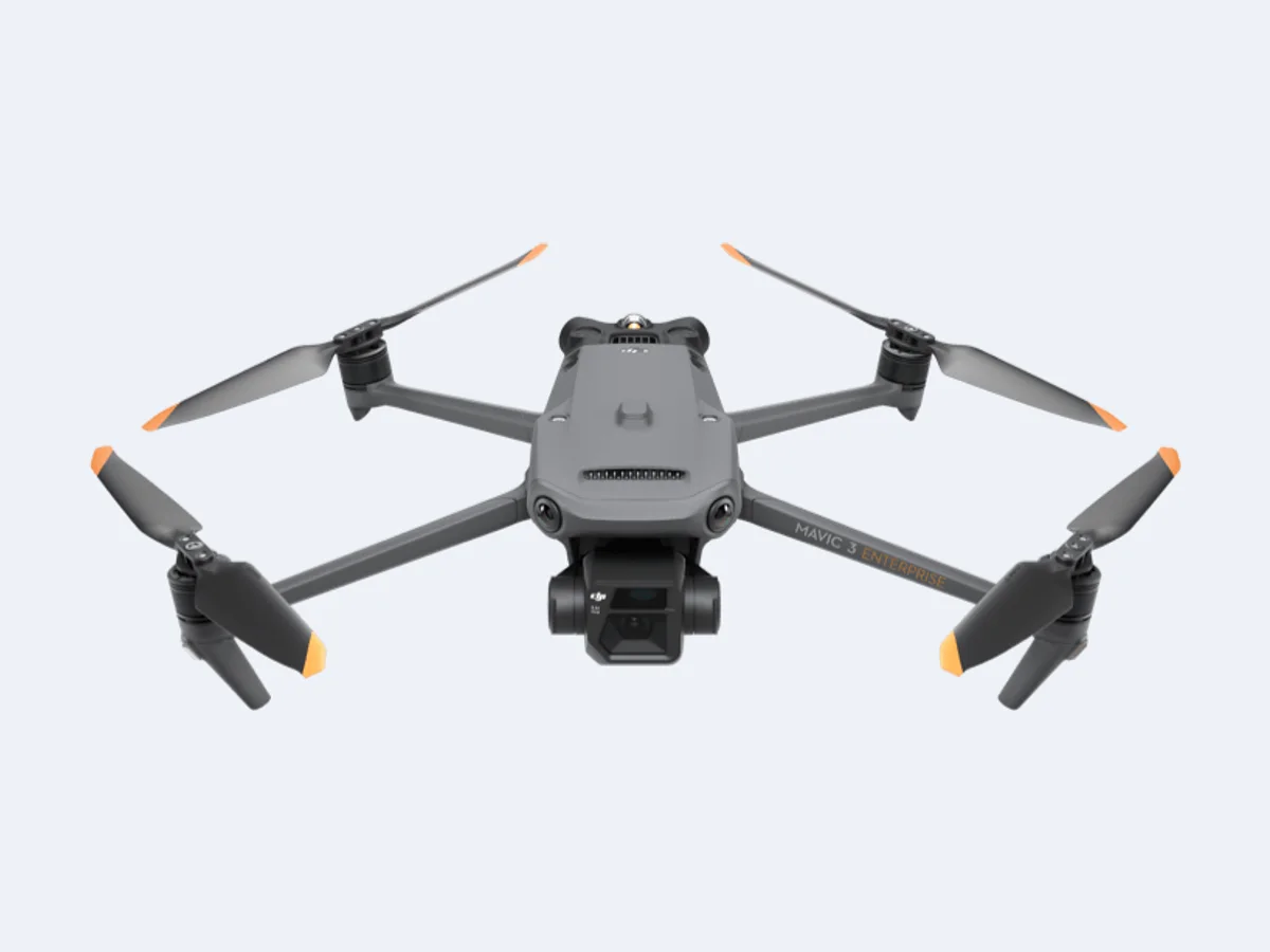 Drone da série DJI Mavic 3 Enterprise visto de frente (imagem oficial da série)