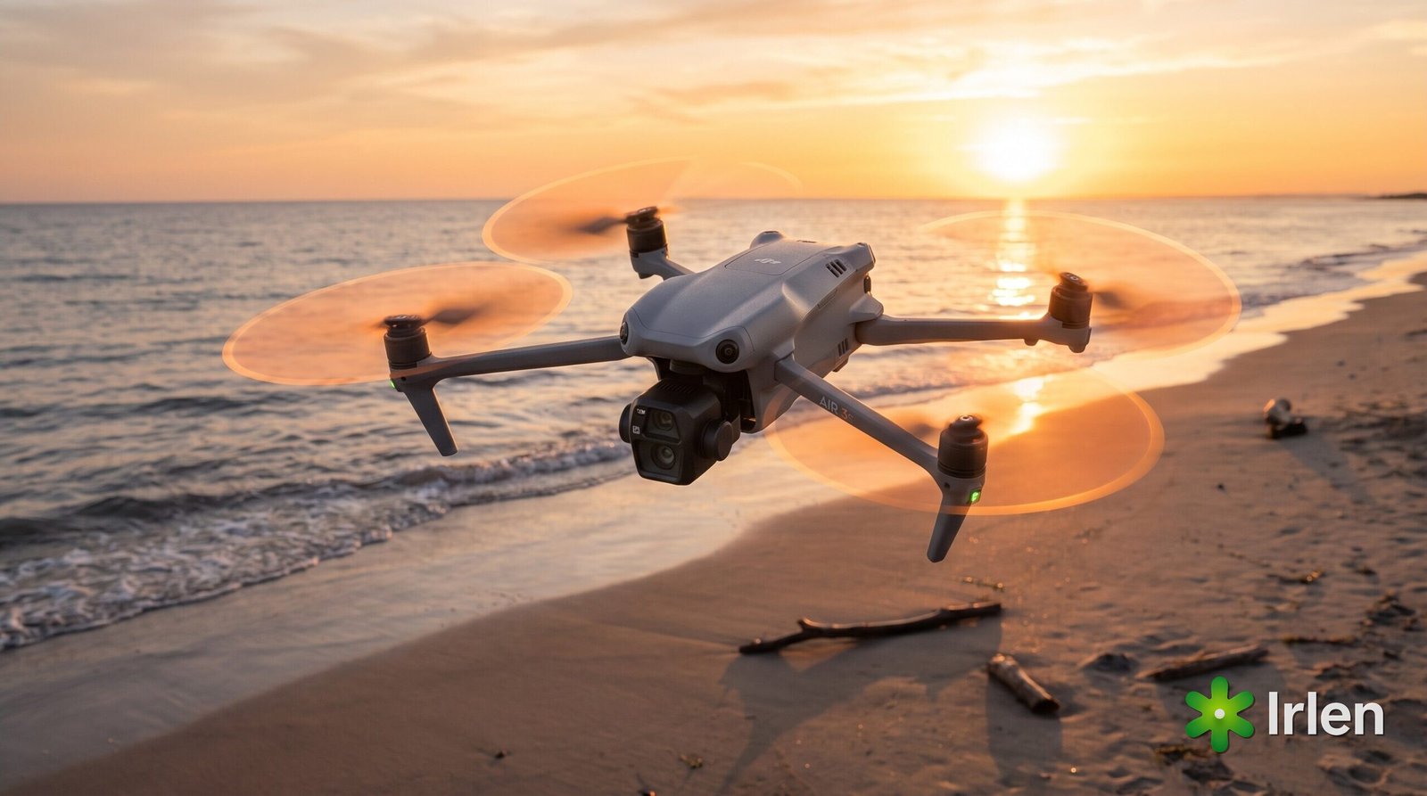 Drone DJI Air 3S filmando a praia ao pôr do sol