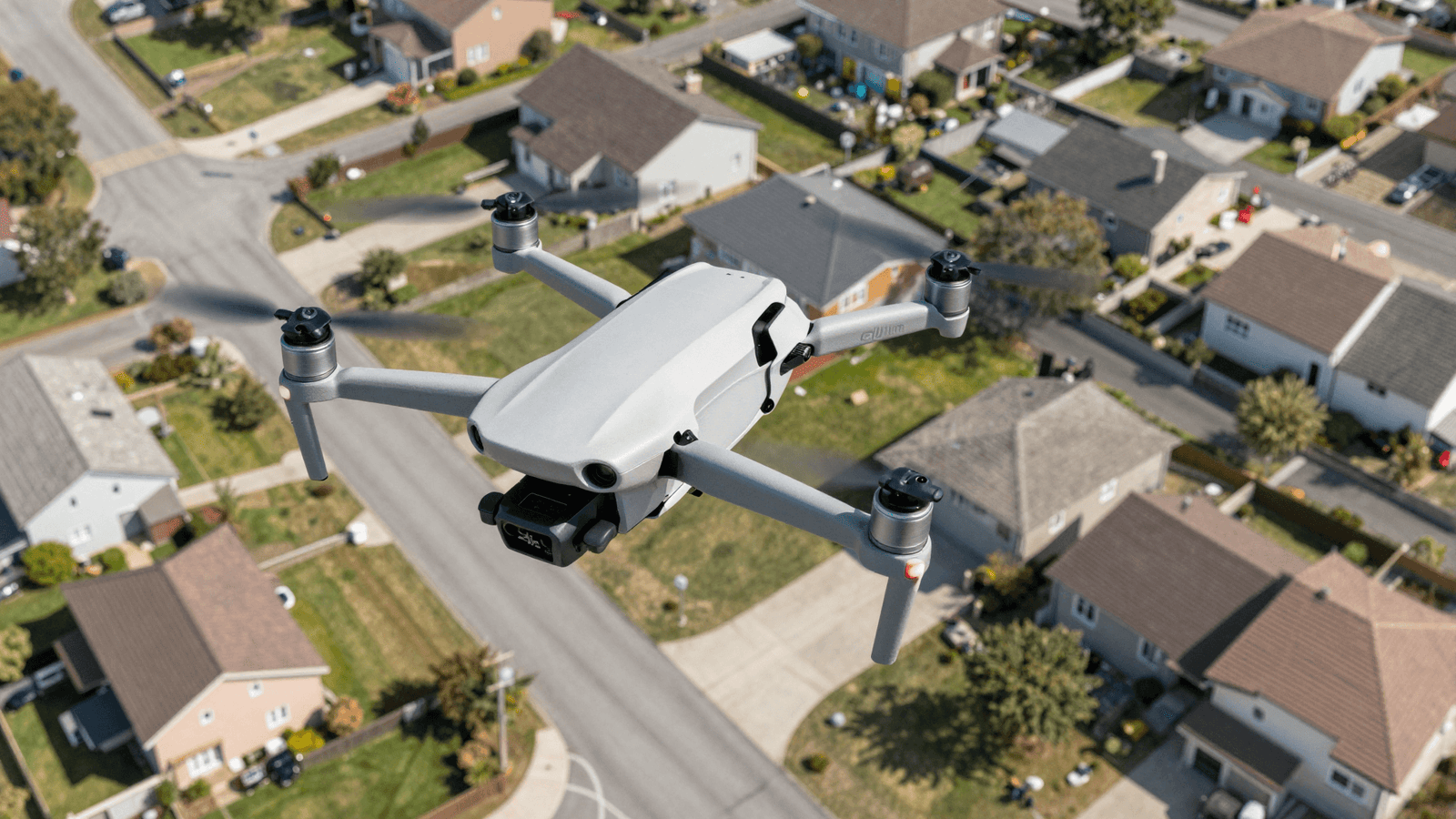 Vista aérea de um bairro residencial ilustrando privacidade de dados