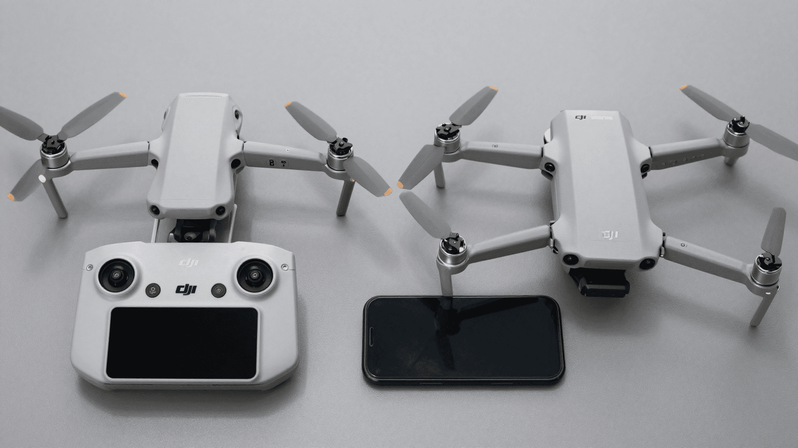 Sistema completo de drone DJI: aeronave, controle e estação de comando