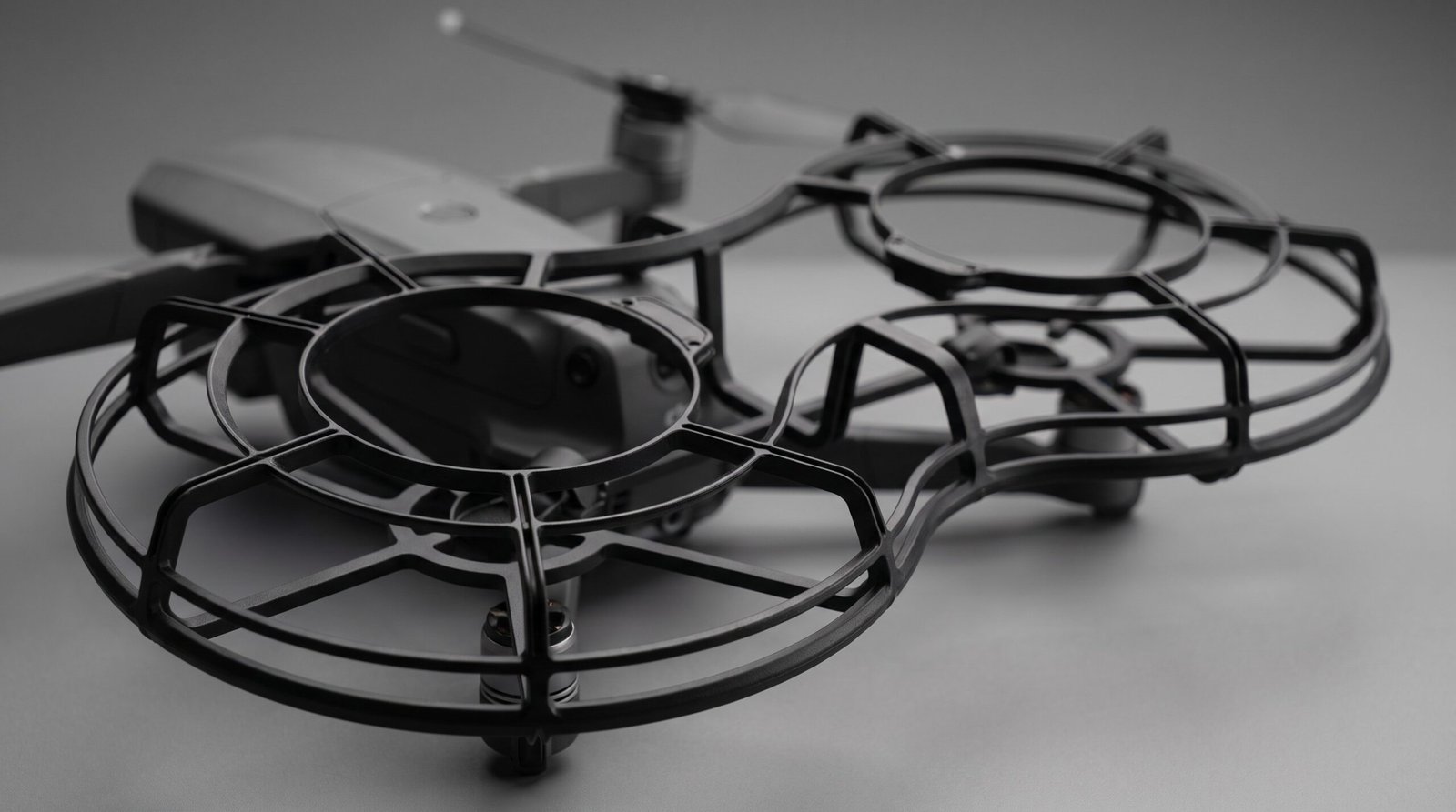 Protetor de hélice do DJI Lito X1 em detalhe, malha de proteção da hélice