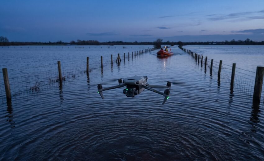 Busca e resgate com drone: como entrar, o que os bombeiros e a Defesa Civil já operam e o que a ICA 100-40 permite ao voluntário (2026)